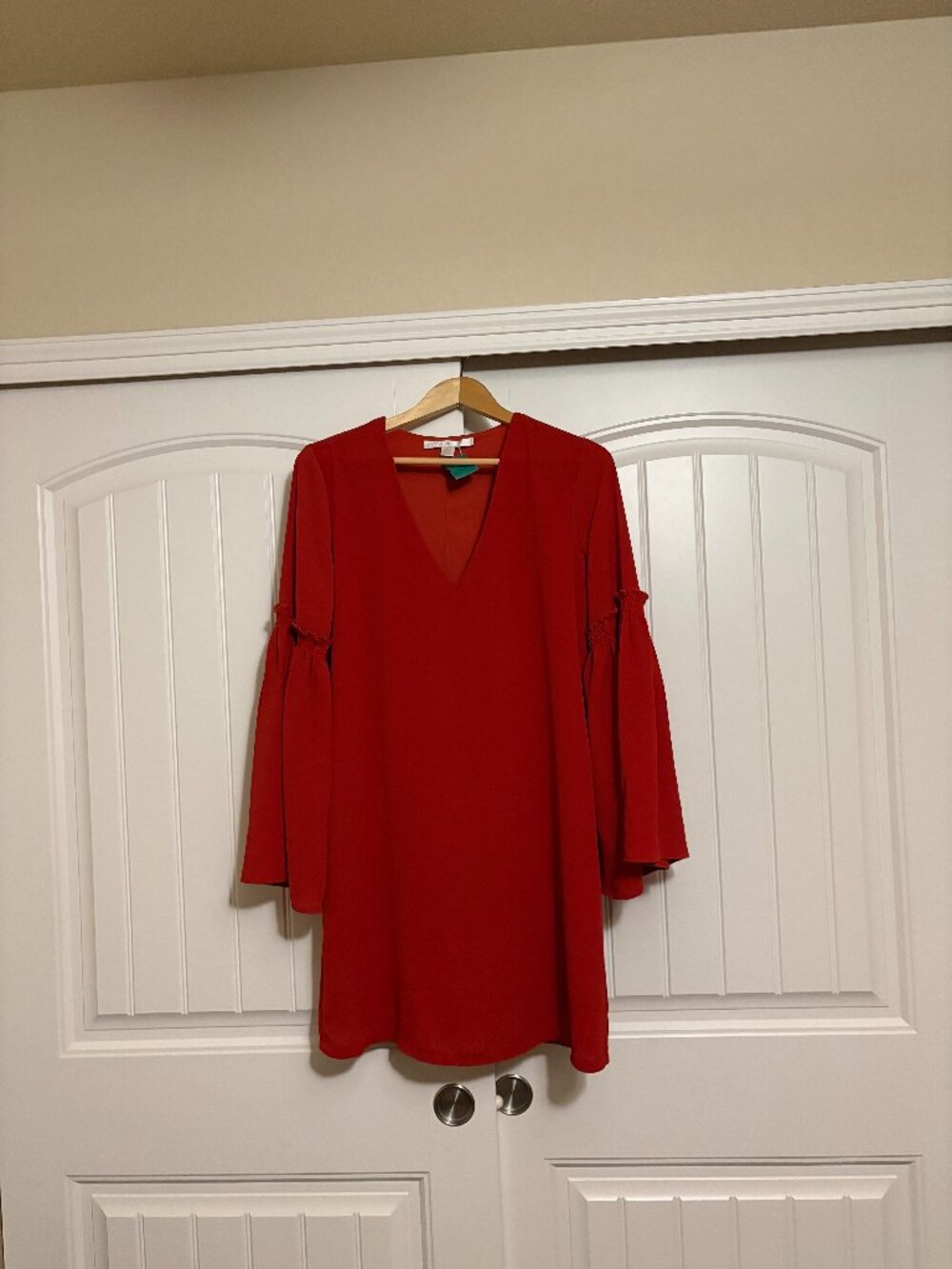 Boston Proper Party Dress Size Small Rust Orange Deep V Neck Long Ruffle Sleeves